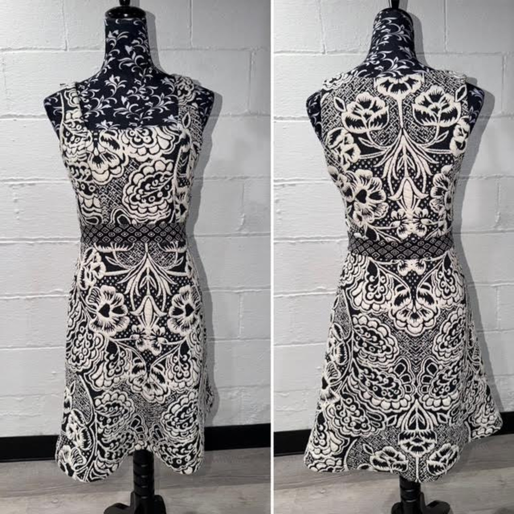 Anthropologie Square-Neck Jacquard Dress - Black & White Floral Damask Mini / XS
